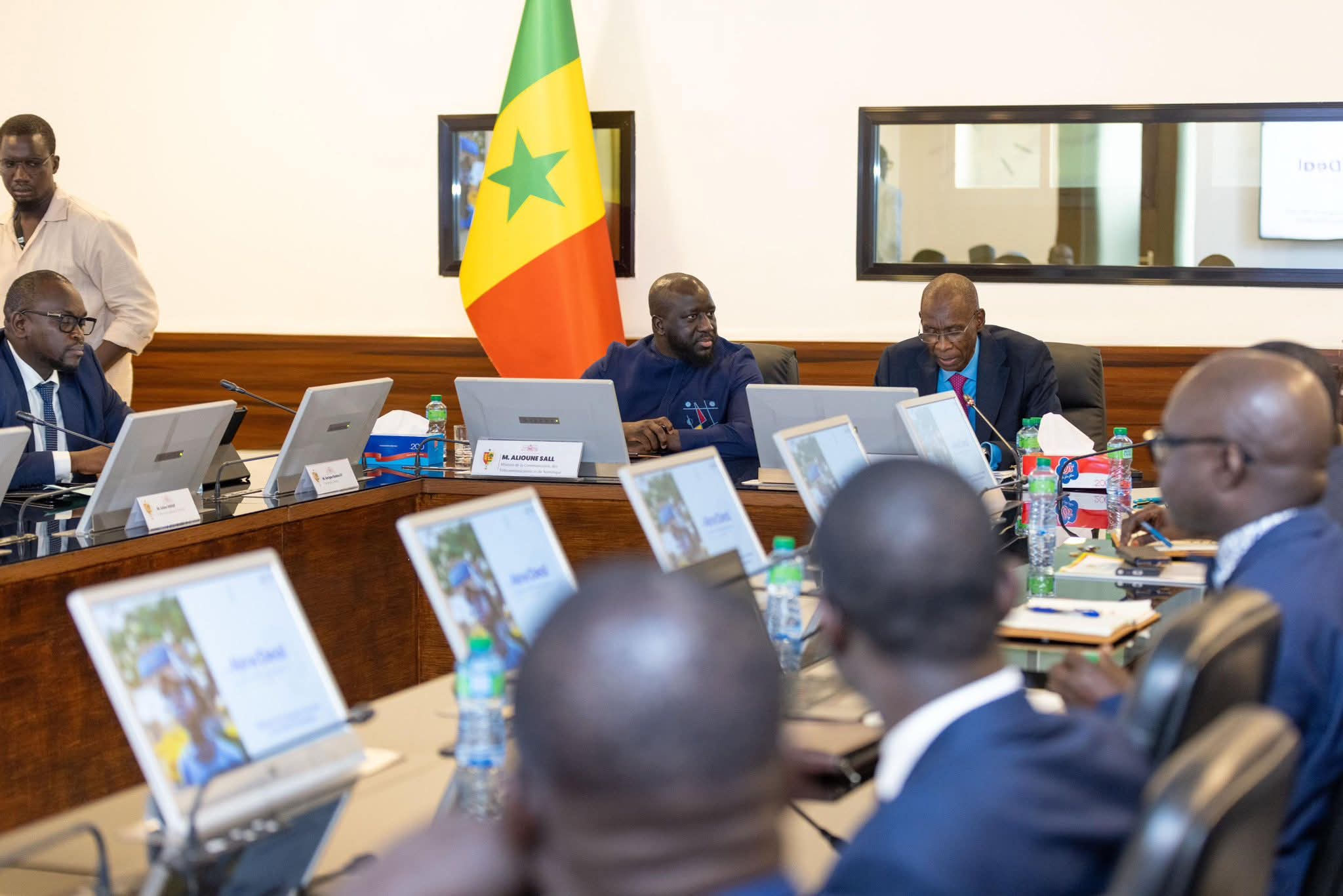 senegal-:-les-services-diplomatique-et-consulaire-edifies-sur-le-new-deal-technologique senegal-:-les-services-diplomatique-et-consulaire-edifies-sur-le-new-deal-technologique